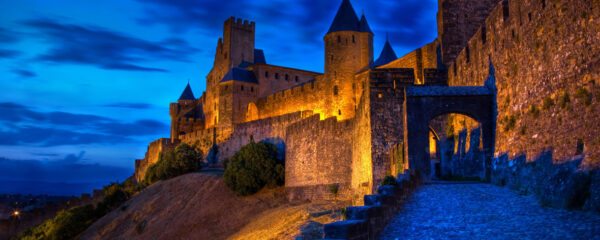 château dans le beaujolais
