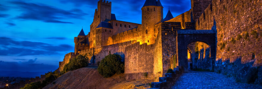 château dans le beaujolais